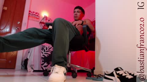 Bastian Independent Model online show from 12-03-24, 07:54