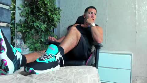 Bastian Independent Model online show from 10-05-25, 01:15