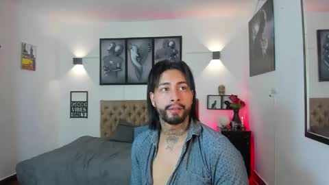 bastian_jones1 online show from 11-24-25, 11:59