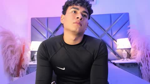 Bastian online show from 03-25-26, 01:44