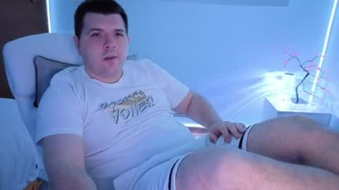 Snapshot of basystem8 chatting on 06-08-26, 02:34 BASY online show from 06-08-26, 02:34