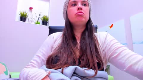 battymoll online show from 12-16-24, 06:49