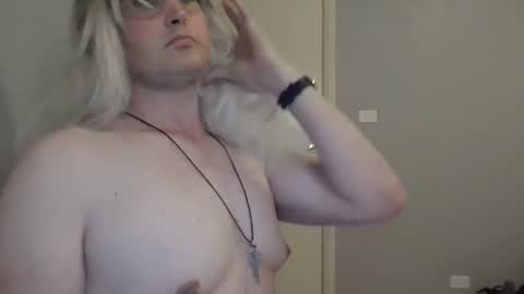 Snapshot of bawblejam chatting on 01-28-25, 06:39 BjBambi online show from 01-28-25, 06:39