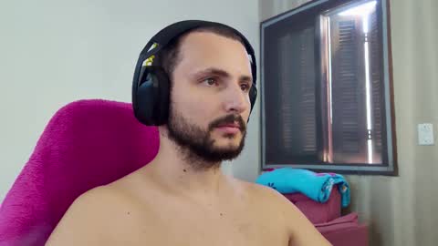 Snapshot of baxxline chatting on 02-04-26, 11:49 Baxxline online show from 02-04-26, 11:49