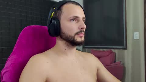 Snapshot of baxxline chatting on 03-07-26, 11:24 Baxxline online show from 03-07-26, 11:24