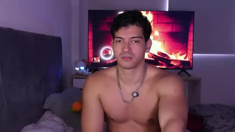 Valentino online show from 02-13-26, 09:11