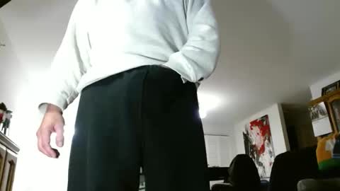 bbboooyyy11 online show from 01-01-25, 12:11