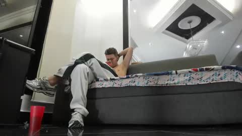 Snapshot of bbc_galvis chatting on 10-01-25, 06:52 bbc_galvis online show from 10-01-25, 06:52