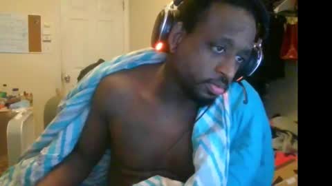 rocker n queen online show from 11-28-25, 09:39