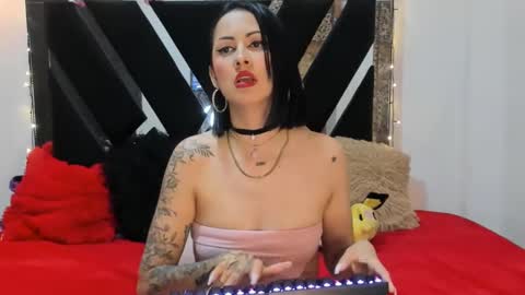 Snapshot of bbesitaquenn chatting on 01-08-25, 03:19 BBesitaQuen 18 latina ass lovense cum lush online show from 01-08-25, 03:19