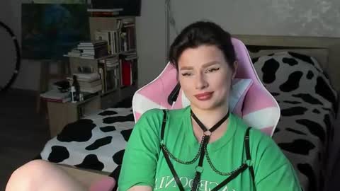 Snapshot of bbj_one chatting on 06-27-26, 12:22 bbj_one online show from 06-27-26, 12:22