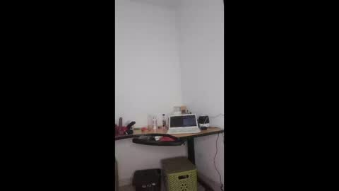 Snapshot of bbw_cindy11 chatting on 04-24-26, 08:44 Cindy online show from 04-24-26, 08:44