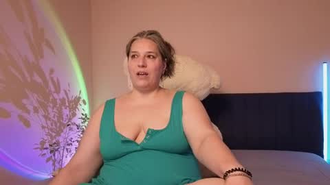 Snapshot of bbw_goddes chatting on 06-02-26, 03:14 Love online show from 06-02-26, 03:14