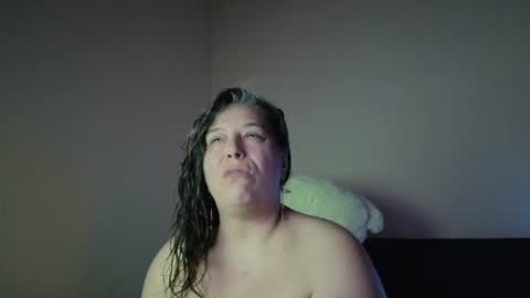 Snapshot of bbw_goddes chatting on 06-12-26, 05:01 Love online show from 06-12-26, 05:01