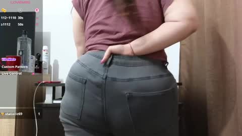 Snapshot of bbw_milf_4u chatting on 05-19-26, 08:20 Emma online show from 05-19-26, 08:20