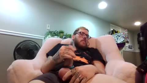 DaddyD online show from 01-12-25, 01:27