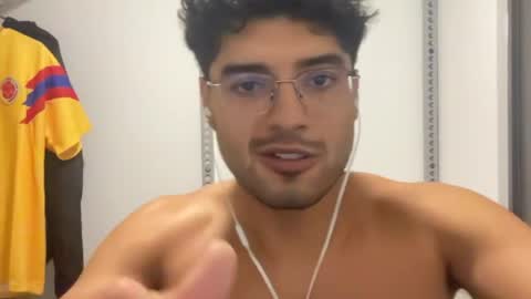 Snapshot of bdever7 chatting on 07-19-26, 12:20 bdever7 online show from 07-19-26, 12:20