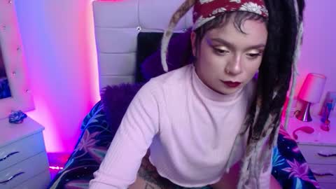 Ela online show from 10-23-25, 05:40