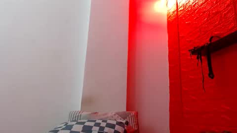 rever online show from 12-22-25, 02:30