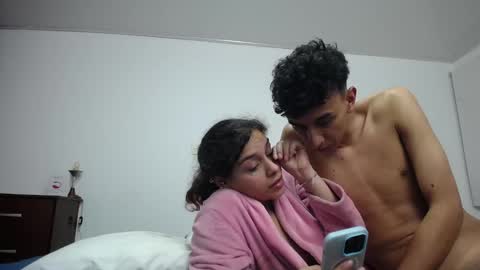 Snapshot of be_sinners chatting on 11-25-25, 05:40 Sara Juan online show from 11-25-25, 05:40