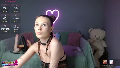 Bea online show from 04-14-26, 01:44