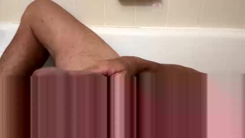 BeachGuy online show from 11-19-25, 05:51