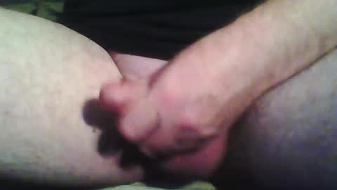 Snapshot of beanwright26 chatting on 12-21-25, 12:07 beanwright26 online show from 12-21-25, 12:07