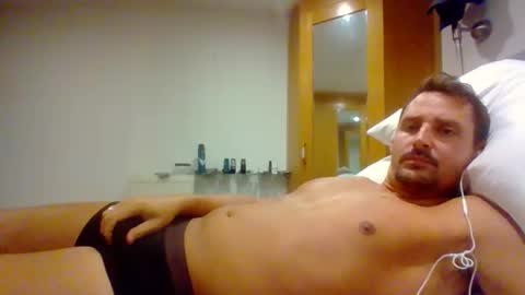 bearboudior online show from 10-10-25, 02:38