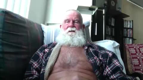 beardbushy online show from 05-17-26, 03:41