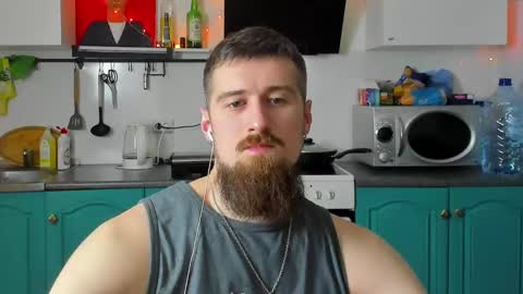 Snapshot of bearded_legend chatting on 01-04-25, 08:37 Zeus online show from 01-04-25, 08:37