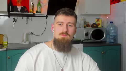 Snapshot of bearded_legend chatting on 01-19-25, 08:30 Zeus online show from 01-19-25, 08:30