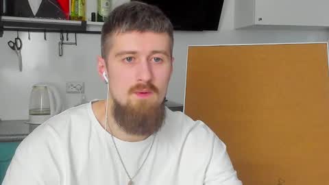 Snapshot of bearded_legend chatting on 02-14-25, 08:26 Zeus online show from 02-14-25, 08:26