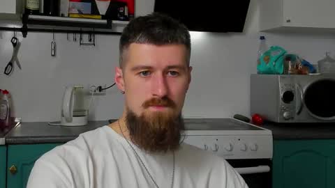 Snapshot of bearded_legend chatting on 10-15-25, 03:28 Zeus online show from 10-15-25, 03:28