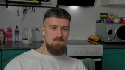 Snapshot of bearded_legend chatting on 10-31-25, 10:00 Zeus online show from 10-31-25, 10:00