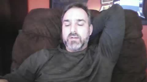 Snapshot of beardedambition chatting on 01-10-25, 01:52 beardedambition online show from 01-10-25, 01:52
