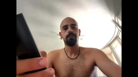 Snapshot of beardedbaldy_09 chatting on 10-02-25, 11:06 Ask me online show from 10-02-25, 11:06