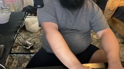 Snapshot of beardudeguy chatting on 05-04-26, 05:31 beardudeguy online show from 05-04-26, 05:31