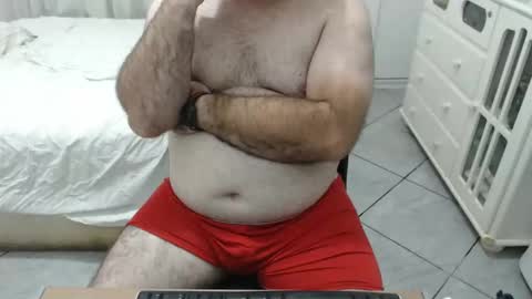 Snapshot of beastbearmg chatting on 10-13-25, 11:27 beastbearmg online show from 10-13-25, 11:27