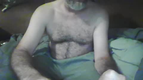 Snapshot of beastiejam2000 chatting on 12-15-24, 05:45 beastiejam2000 online show from 12-15-24, 05:45