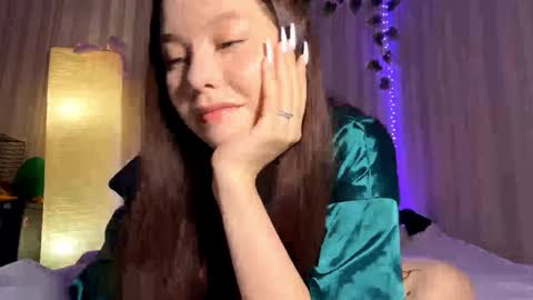 Snapshot of beataschielke chatting on 02-21-26, 12:06 Bella online show from 02-21-26, 12:06