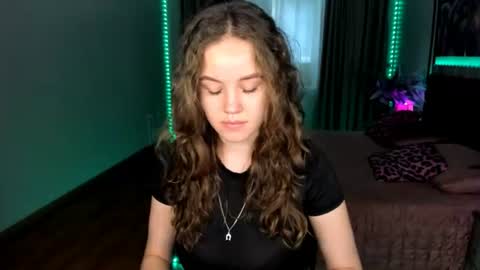 BeatriceWild online show from 06-30-26, 10:16