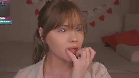 Beatrice online show from 02-04-26, 02:23