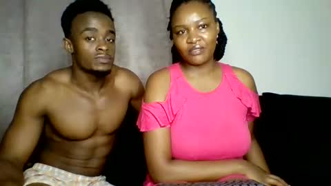 Snapshot of beautiful_and_lovely chatting on 06-18-26, 04:46 Chelsea and Raymond online show from 06-18-26, 04:46