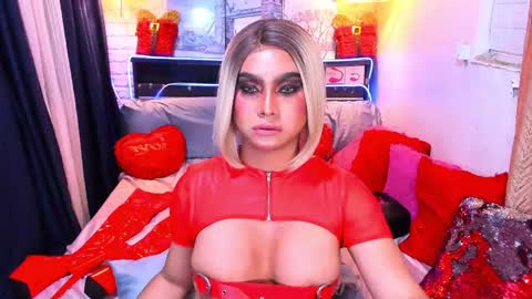 Snapshot of beautifulstrangerts chatting on 01-07-25, 03:24 Queen Alexa online show from 01-07-25, 03:24