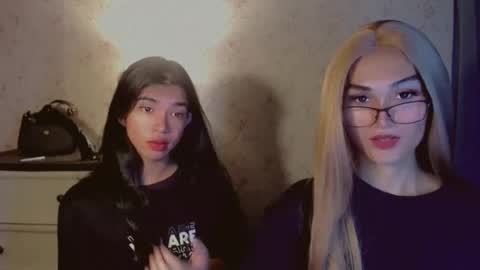 TRIXIE online show from 01-18-26, 03:32