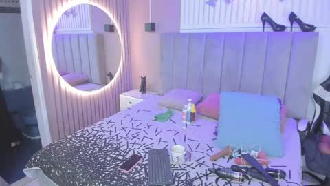 Chantall online show from 06-04-26, 03:12