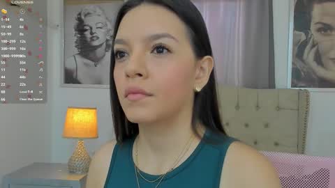 Snapshot of beautyari_ chatting on 11-08-25, 12:16 Ariana Reyes online show from 11-08-25, 12:16