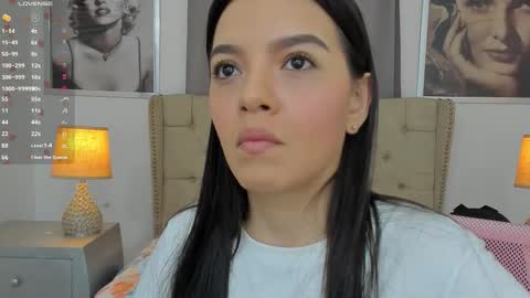 Snapshot of beautyari_ chatting on 11-28-25, 12:19 Ariana Reyes online show from 11-28-25, 12:19