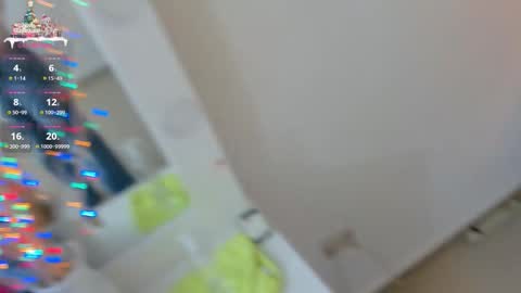 Snapshot of beautyari_ chatting on 12-16-25, 12:32 Ariana Reyes online show from 12-16-25, 12:32