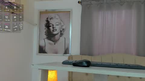 Snapshot of beautyari_ chatting on 02-02-26, 12:37 Ariana Reyes online show from 02-02-26, 12:37